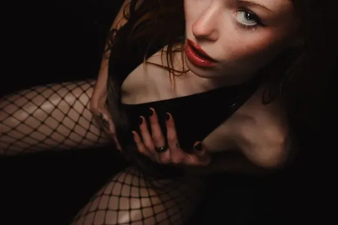 OnlyFans cuenta kittyainsleyy header 2
