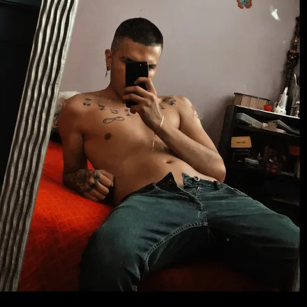 OnlyFans cuenta keeevmx avatar 1