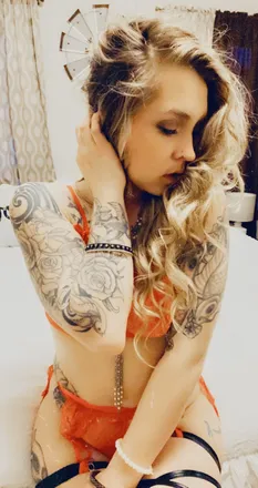 OnlyFans cuenta tattdbarbie1 header 2