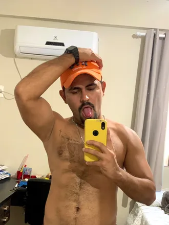 OnlyFans cuenta mencerm header 2