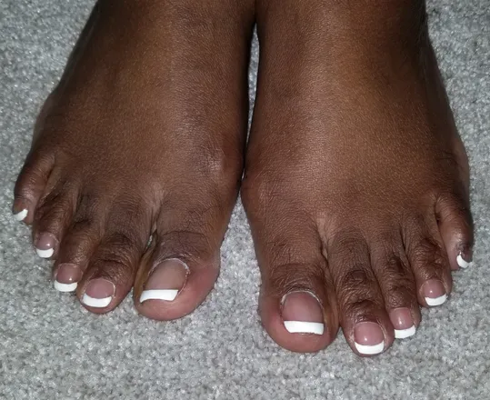 OnlyFans cuenta loyalfeetfetish header 2