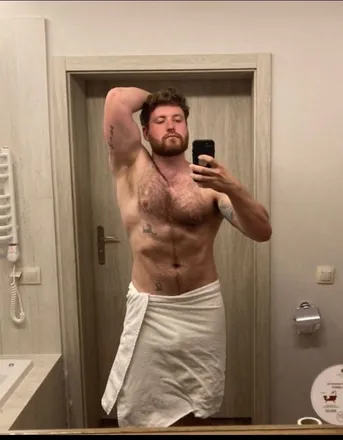 OnlyFans account  scottishzaddy header 2