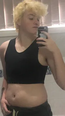 OnlyFans account  razxr_b0nes avatar 1