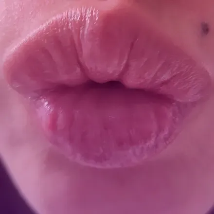 OnlyFans account  lipsbae avatar 1
