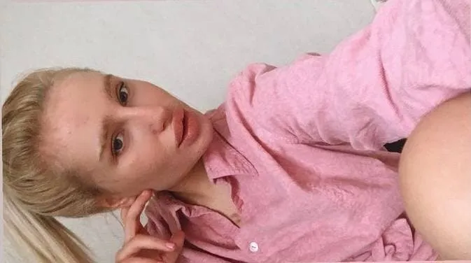 OnlyFans cuenta nikki_lips header 2