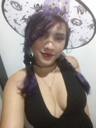 OnlyFans account  padoru_yayo header 2