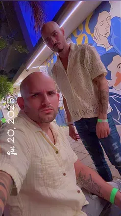 OnlyFans cuenta pareja-casados avatar 1