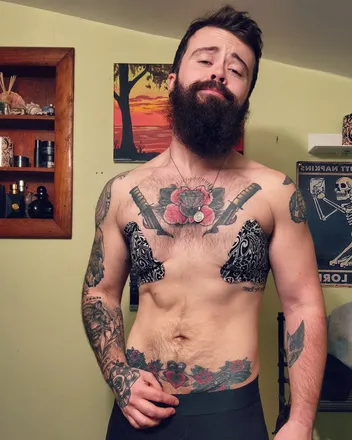 OnlyFans account  bloomingjaymes header 2