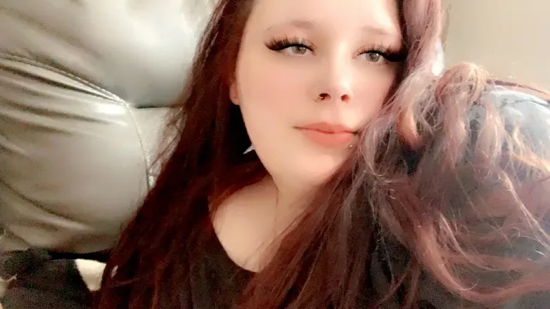 OnlyFans cuenta thickbitchemmie header 2