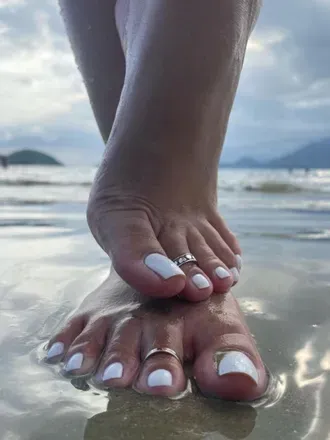 OnlyFans account  prettytoeesss avatar 1
