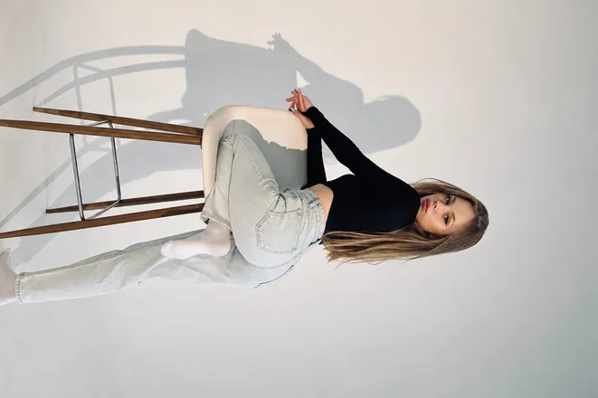 OnlyFans cuenta littlemistia header 2