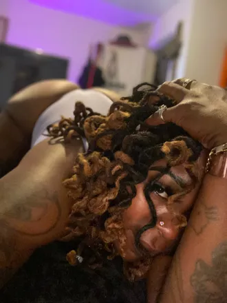 OnlyFans cuenta loyalladyinky header 2