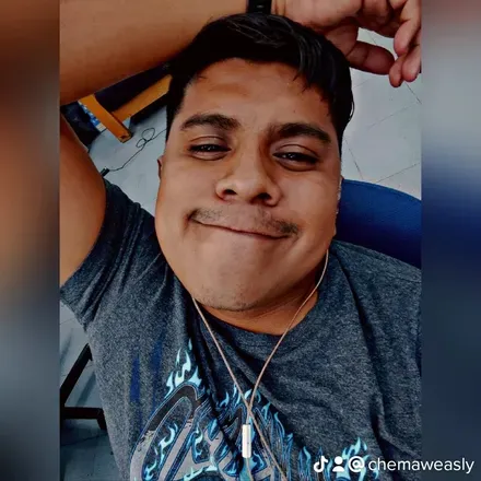 OnlyFans cuenta chemoclesss avatar 1