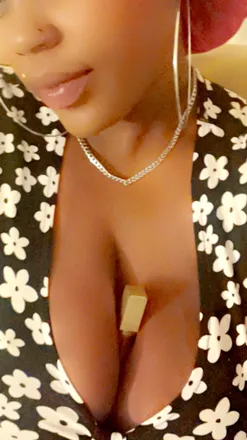 OnlyFans cuenta vondavincii header 2