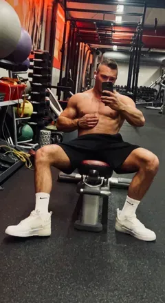 OnlyFans cuenta breeder12 avatar 1