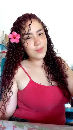 OnlyFans cuenta bellaslin header 2