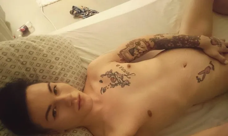 OnlyFans cuenta mikaelsaint header 2