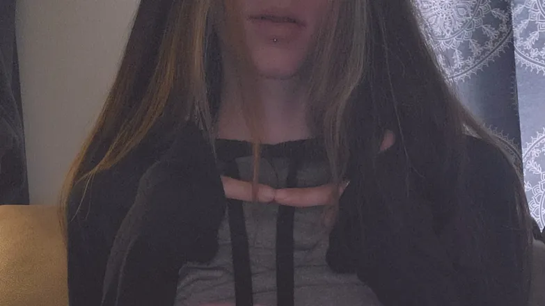 OnlyFans cuenta shy_littlecutie header 2