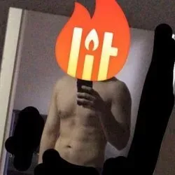 OnlyFans account  makeyoursday avatar 1