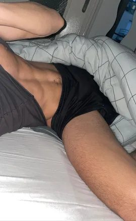 OnlyFans cuenta stranger_boy_19 header 2