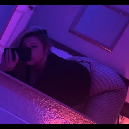 OnlyFans cuenta alluring_amber619 header 2