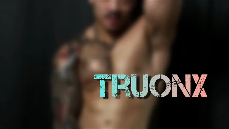OnlyFans cuenta truonx header 2