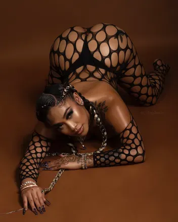 OnlyFans cuenta kyomiqing header 2