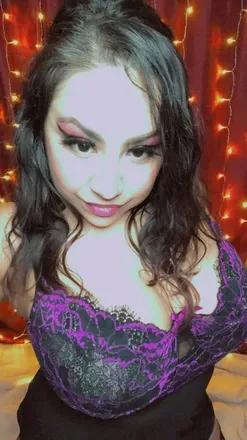 OnlyFans cuenta esmeraldatashi333 avatar 1