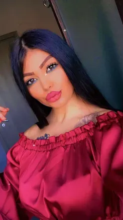 OnlyFans cuenta andreeabrunetaxxx avatar 1
