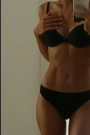 OnlyFans cuenta lucylu_04 avatar 1