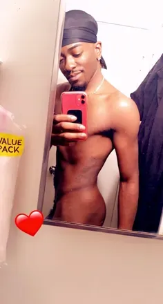 OnlyFans cuenta kingadonisr avatar 1