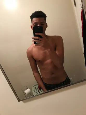 OnlyFans cuenta rearrangedguts avatar 1