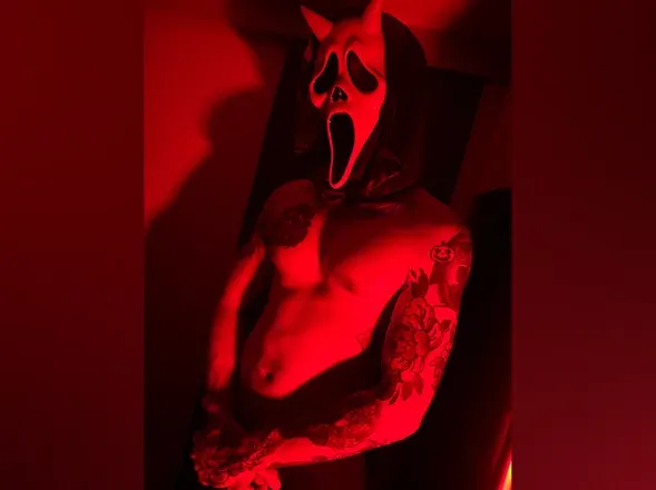 OnlyFans cuenta karmathecursed avatar 1