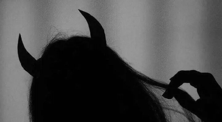 OnlyFans cuenta nayelie header 2