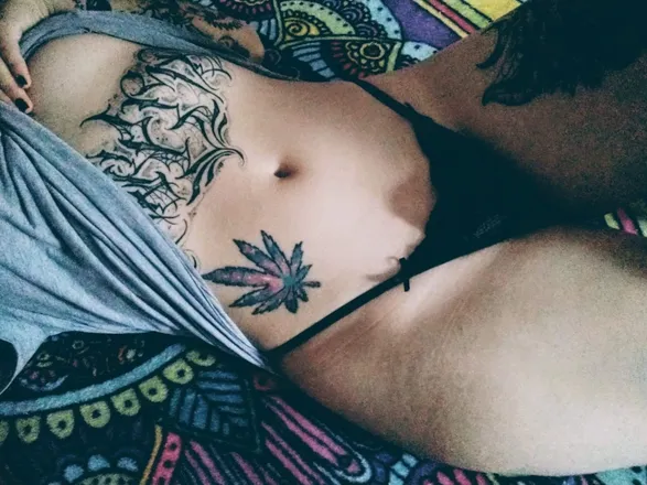 OnlyFans cuenta u106228910 header 2