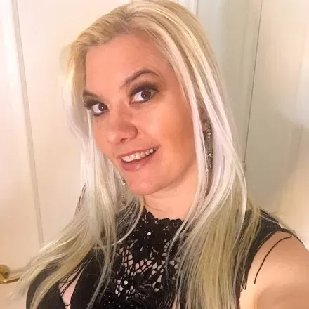 OnlyFans account  liquidred avatar 1