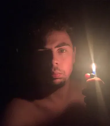 OnlyFans cuenta flowercrownswitch header 2