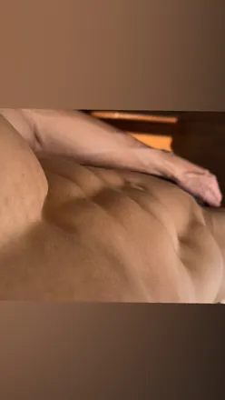 OnlyFans cuenta maxsteel96 header 2