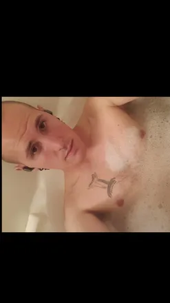OnlyFans cuenta thatthroatuser header 2
