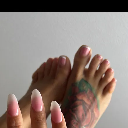 OnlyFans cuenta rosefeettattoo header 1