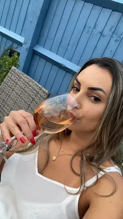 OnlyFans cuenta c_thay header 2