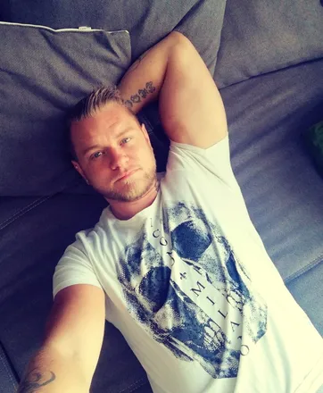 OnlyFans cuenta u45717362 header 2