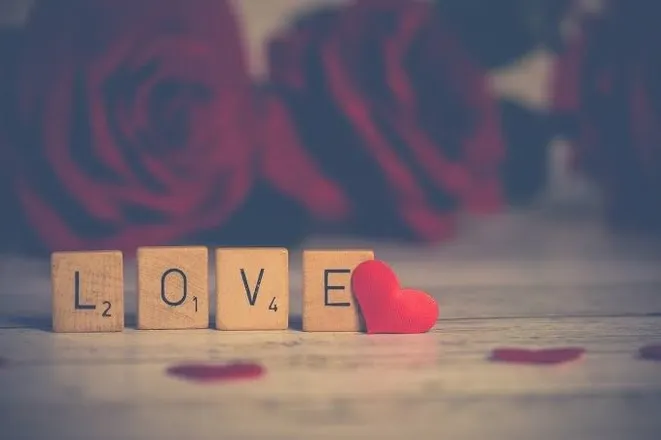 OnlyFans cuenta aliceloveletter header 2