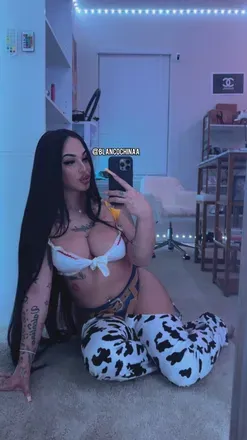 OnlyFans account  whitechinnaak avatar 1