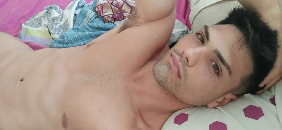 OnlyFans cuenta mati_storti header 2