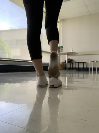 OnlyFans cuenta jessyfeetandsocks header 2