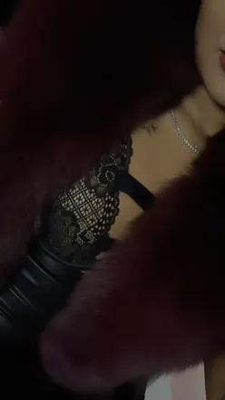OnlyFans cuenta therealjenny header 2