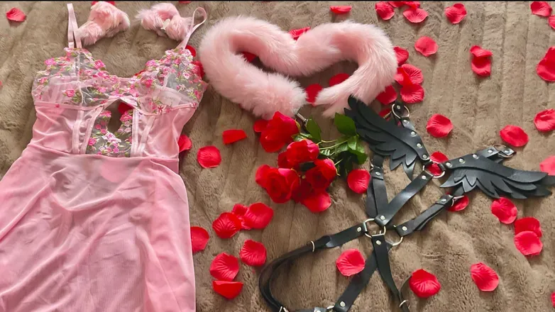 OnlyFans account  yummylilkitten header 2
