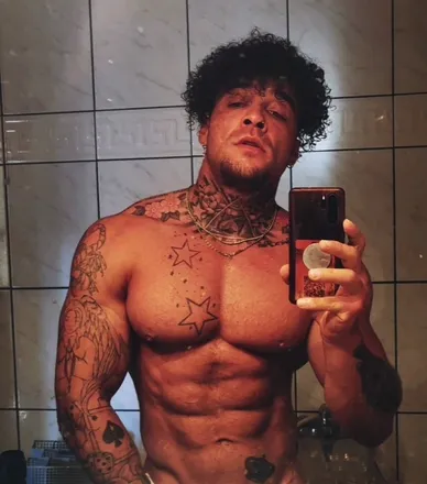 OnlyFans cuenta p.a_fit header 2