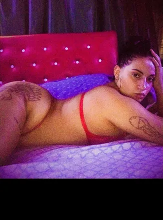 OnlyFans cuenta narcxbarbiex header 2